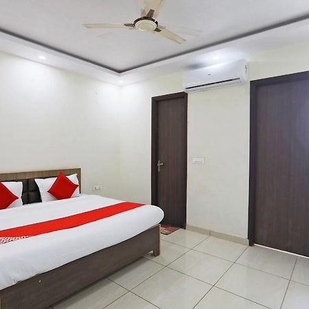 Hotel Oyo 48501 Dayal Regency Hapur Exterior foto