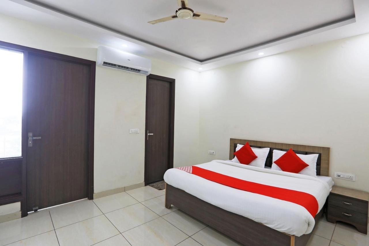 Hotel Oyo 48501 Dayal Regency Hapur Exterior foto