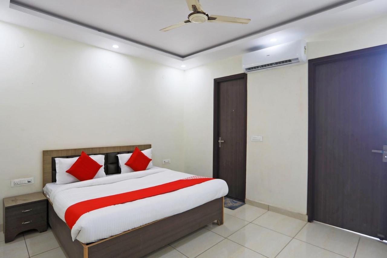Hotel Oyo 48501 Dayal Regency Hapur Exterior foto